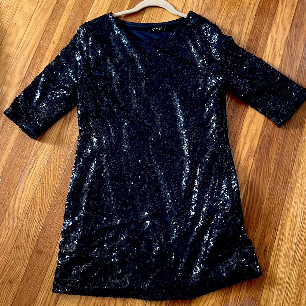 Black Fitted Bodycon Mini Dress Sequin Party New Years Holiday Sparkly Glitter